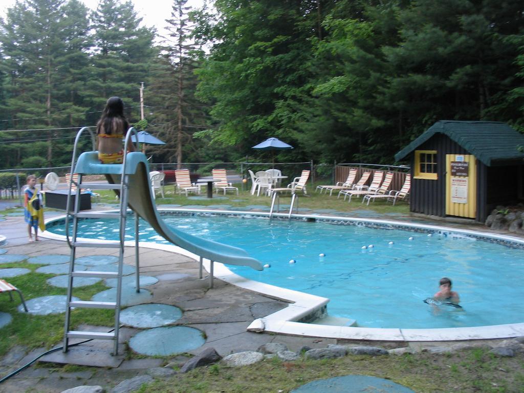 Amber Lantern Motel Lake George Dış mekan fotoğraf